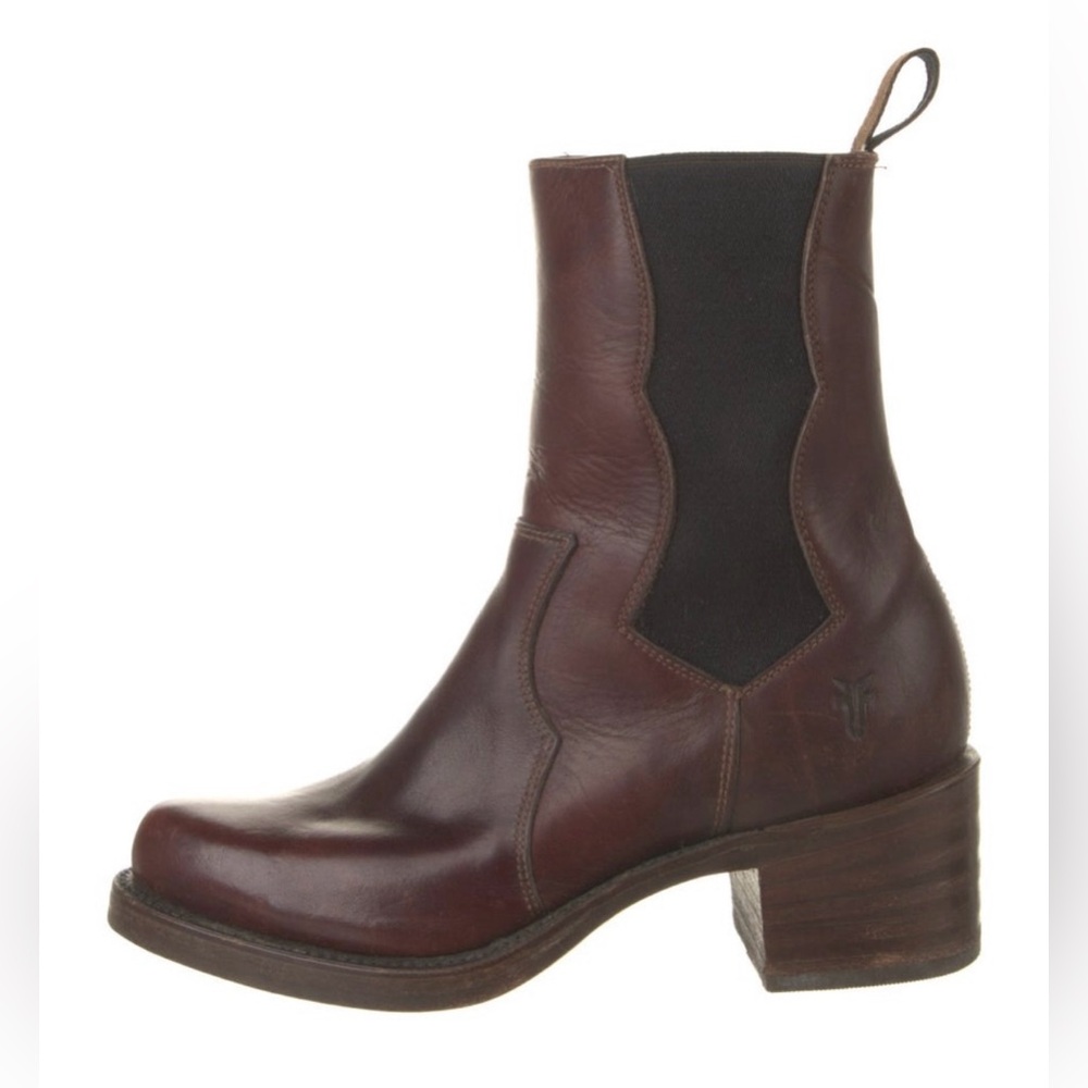 Frye Sacha western heeled boot